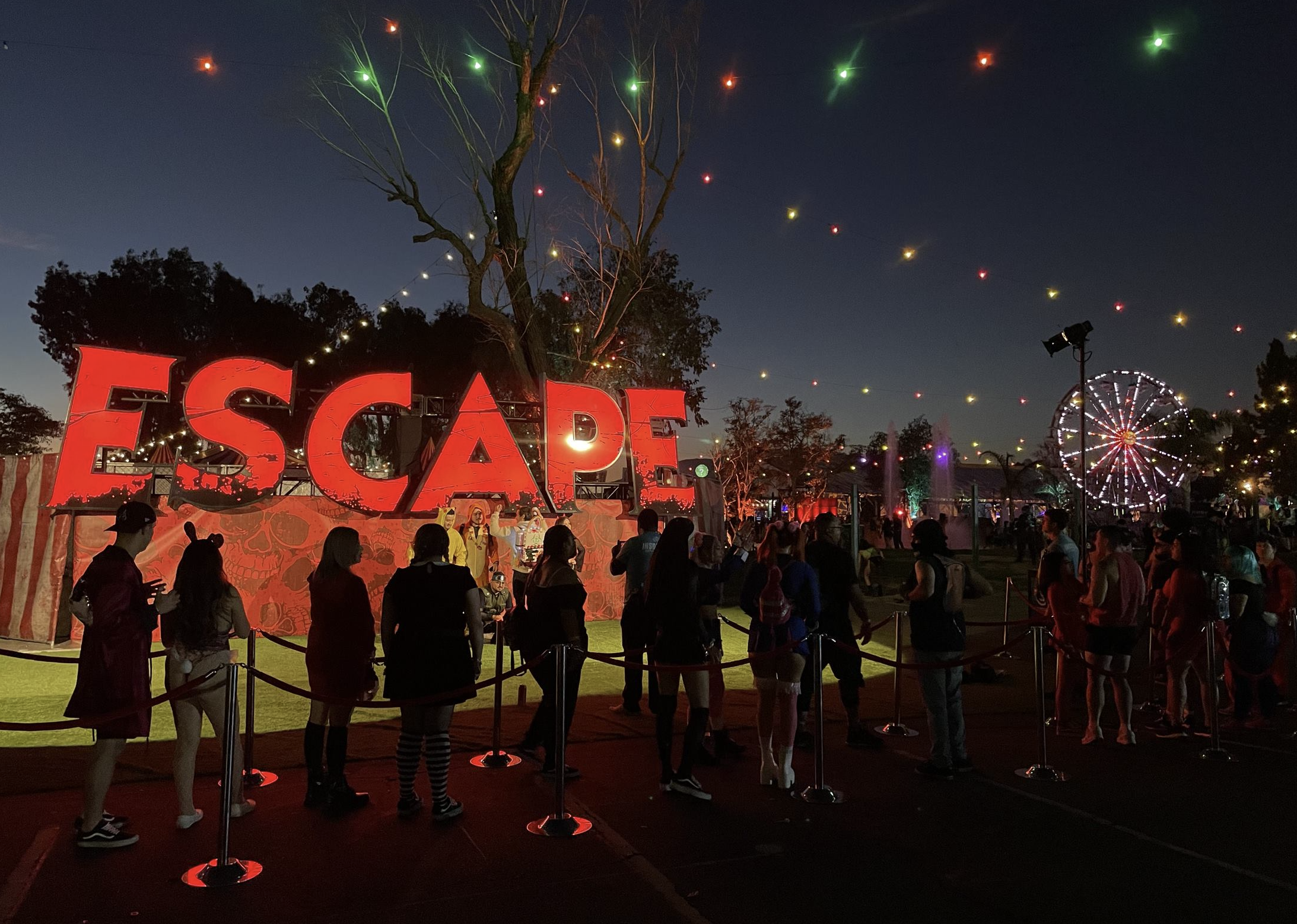 Live Entertainment Activations for Escape Halloween post preview image